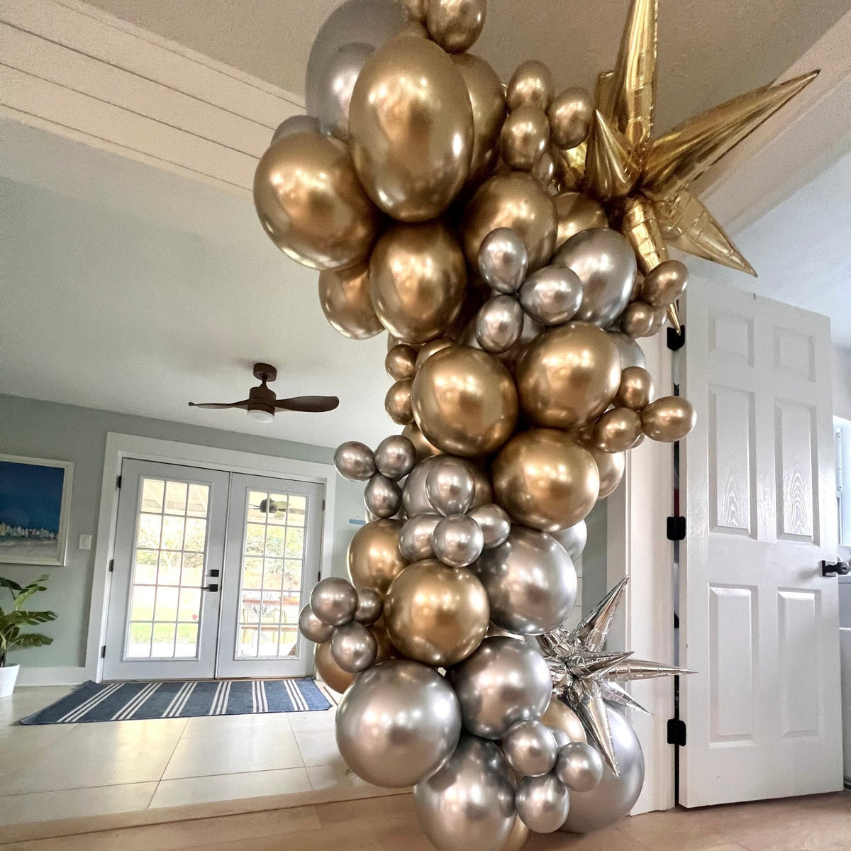 Classic Glitz & Glam Silver & Gold Balloon Arch – 8ft
